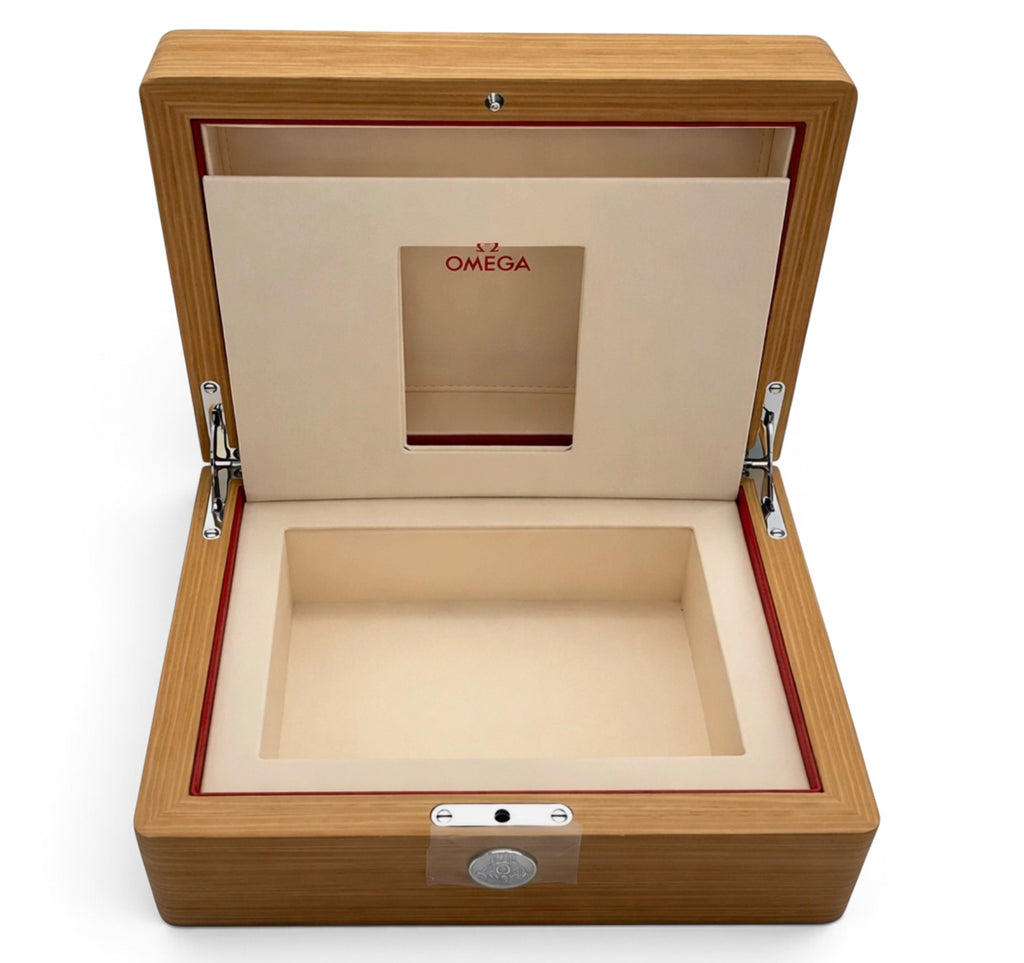 Omega Seamaster Diver 300M Chronograph – Presentation Watch Box Set