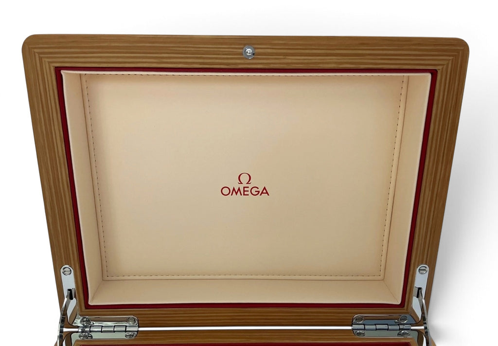 Omega Seamaster Diver 300M Chronograph – Presentation Watch Box Set