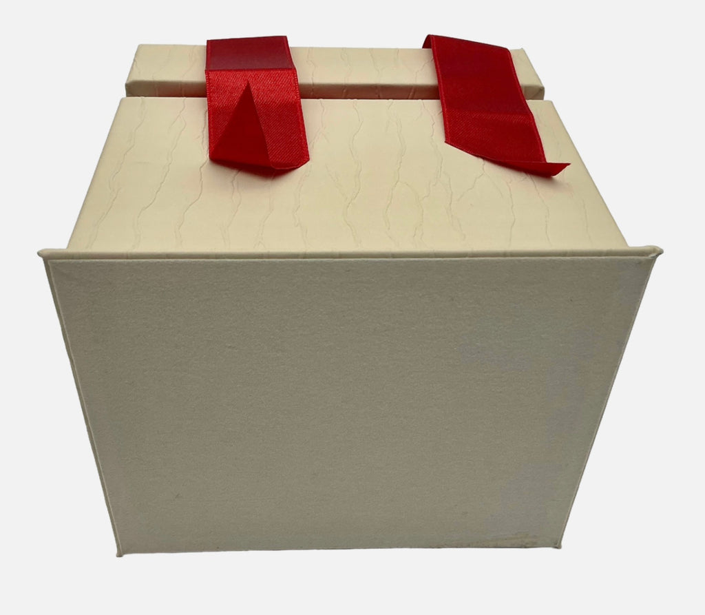 Ladies Omega Constellation 29mm 131.20.29.20.55.00 Watch Box Presentation Set