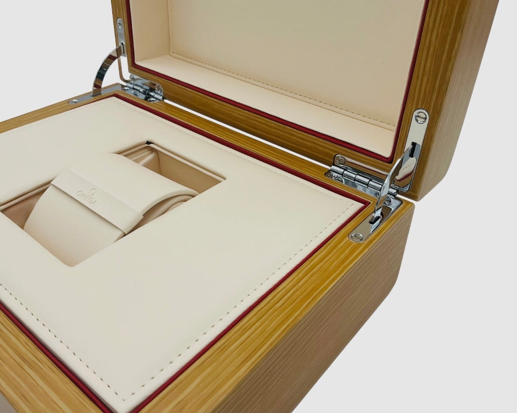 Genuine Omega OEM Seamaster 300M Chronograph 44mm Watch Box Set 210.22.44.51.01