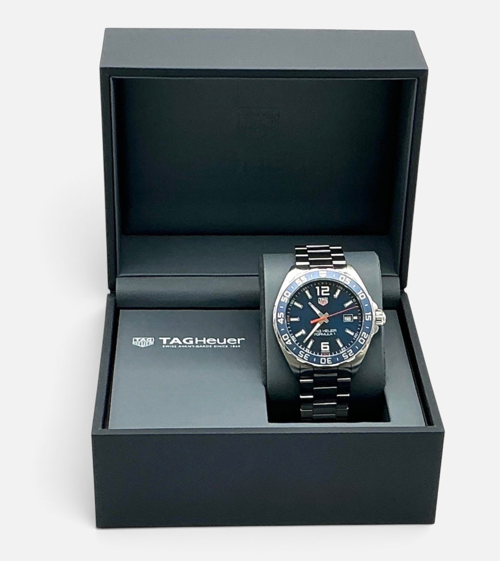 TAG Heuer Formula 1 WAZ1010.BA0842 – Gentleman’s Wrist Watch – Full Set – 43mm Blue Sunray Dial – Excellent Condition