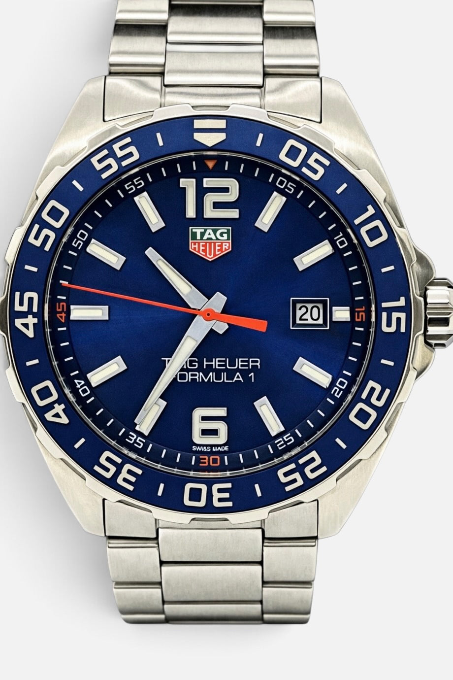 TAG Heuer Formula 1 WAZ1010.BA0842 – Gentleman’s Wrist Watch – Full Set – 43mm Blue Sunray Dial – Excellent Condition
