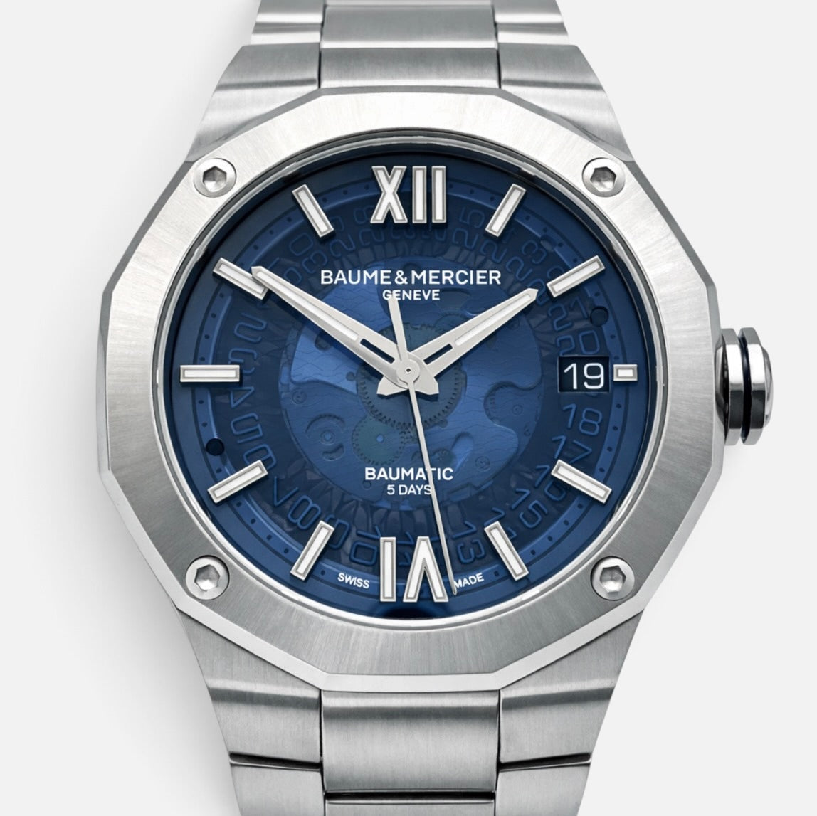 Baume & Mercier Riviera Baumatic 10616 Gentleman’s Watch – Stainless Steel & Blue Dial 42mm – Ex‑Display