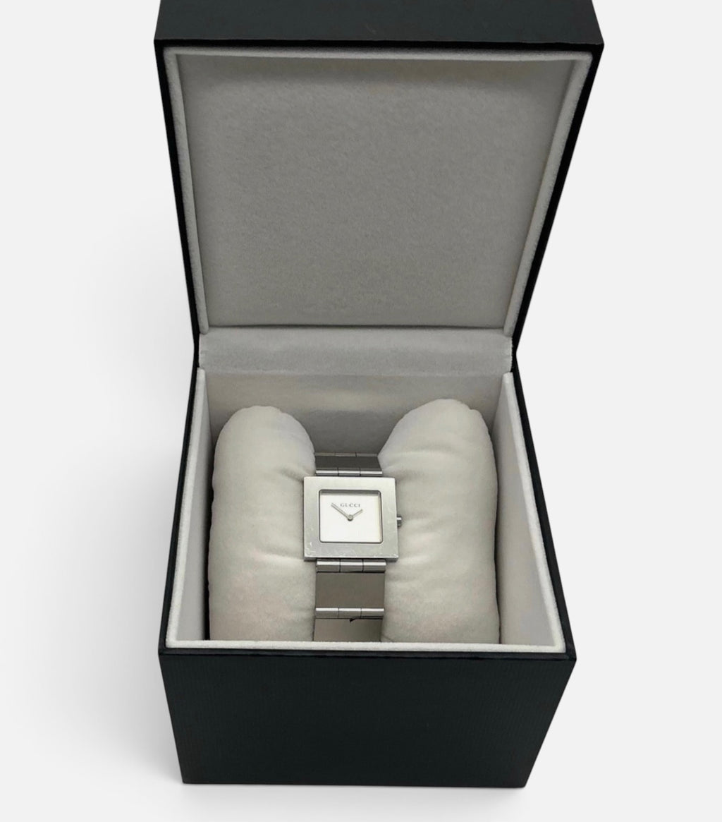 Gucci 600M Unisex Watch • Rare Champagne Dial • Vintage Swiss Made