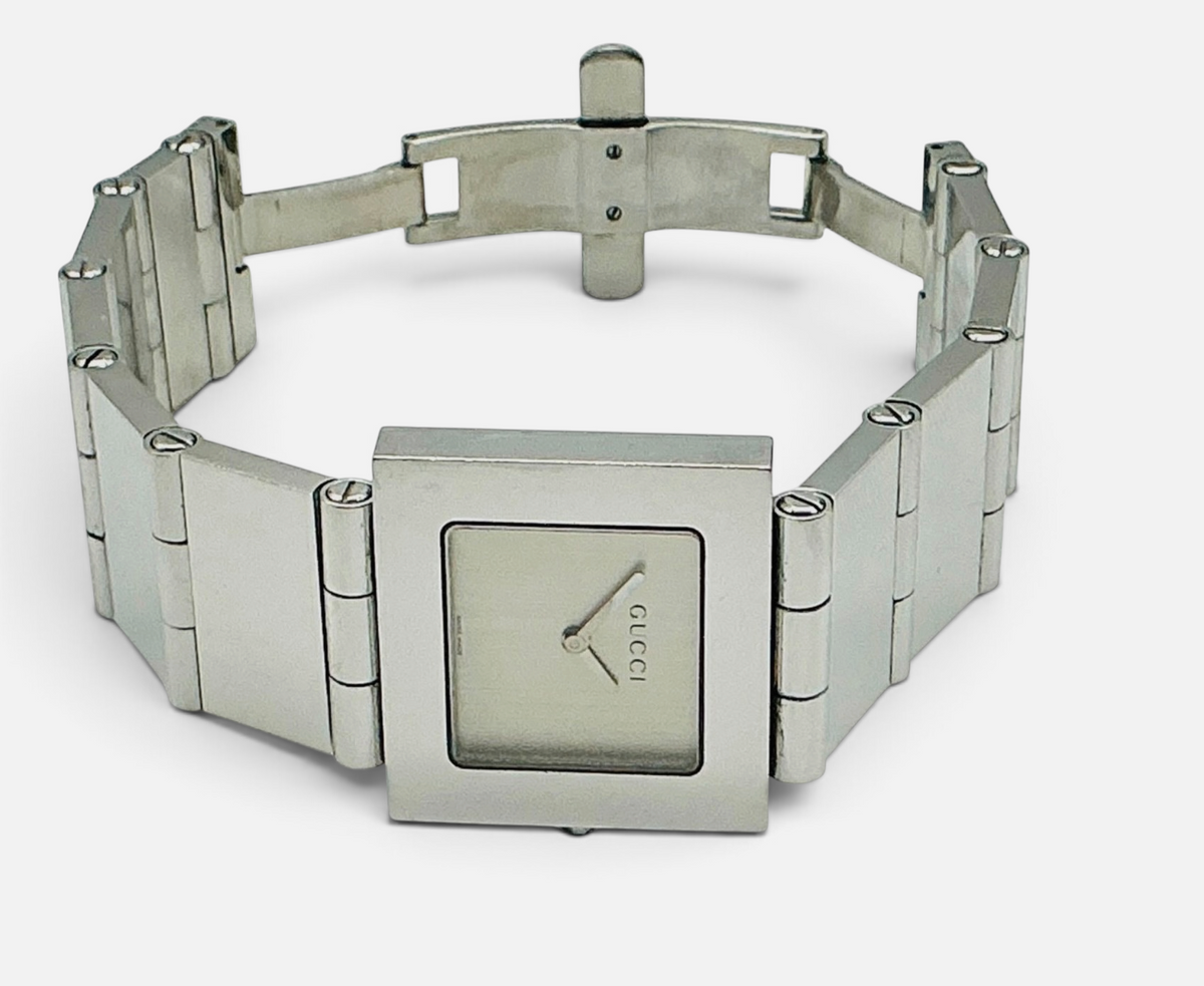 Gucci 600M Unisex Watch • Rare Champagne Dial • Vintage Swiss Made