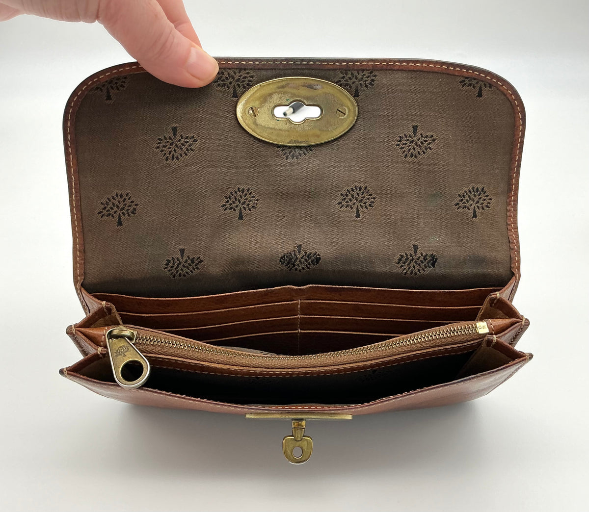 Vintage Mulberry Bayswater Clutch Wallet in Brown Darwin Leather — Tree-Logo Lining