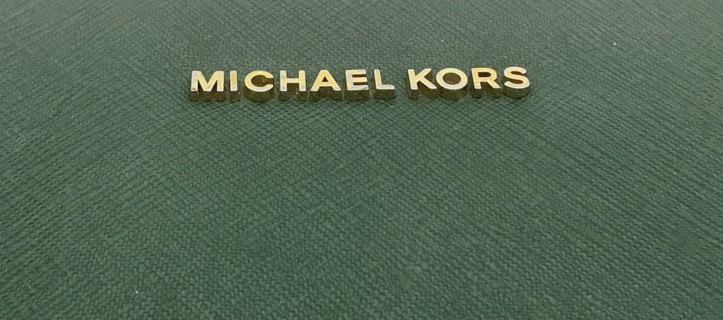 Michael Kors Jet Set Travel Leather Pochette – Moss Green (32S3GTVW3L)